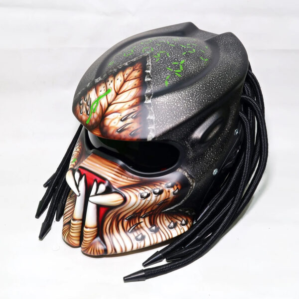 Custom Helmet Predator Motorcycle Had Painted 3D Monster - Image 2